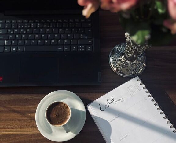 Simple Routines to Start and End Your Workday Effectively