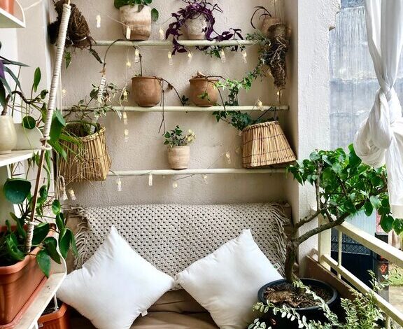 How to Make a Small Balcony Feel Cozy and Inviting